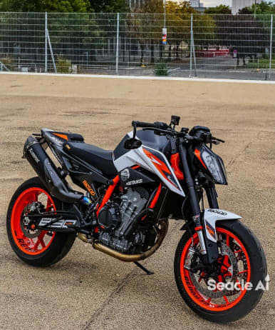 KTM 490 Duke: Practical Review, Specs and Real-World Drawbacks
